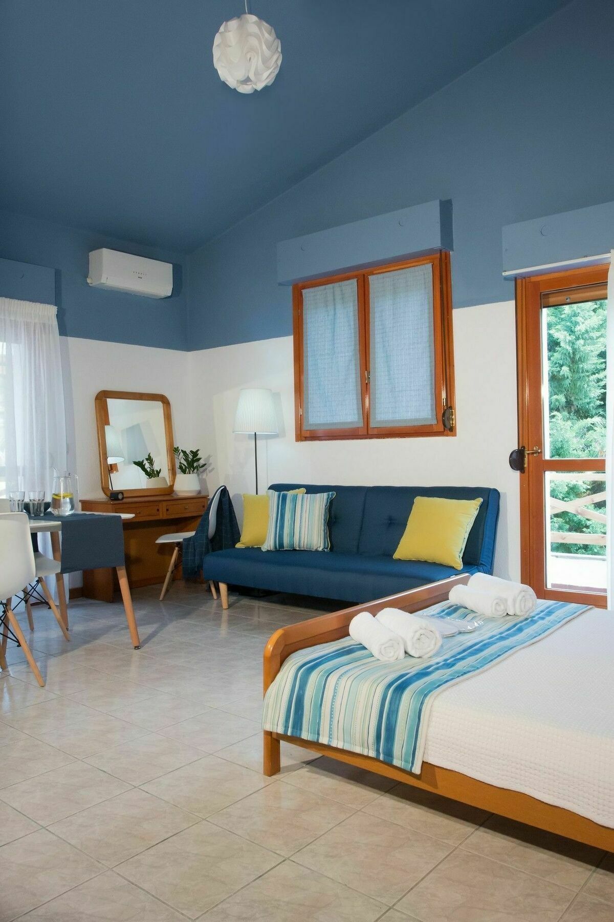 St.John Village Apartments Skála Foúrkas 외부 사진